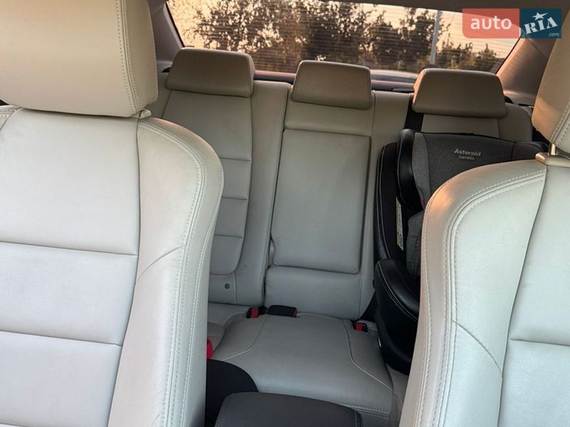 Седан Mazda 6 2013 в Измаиле