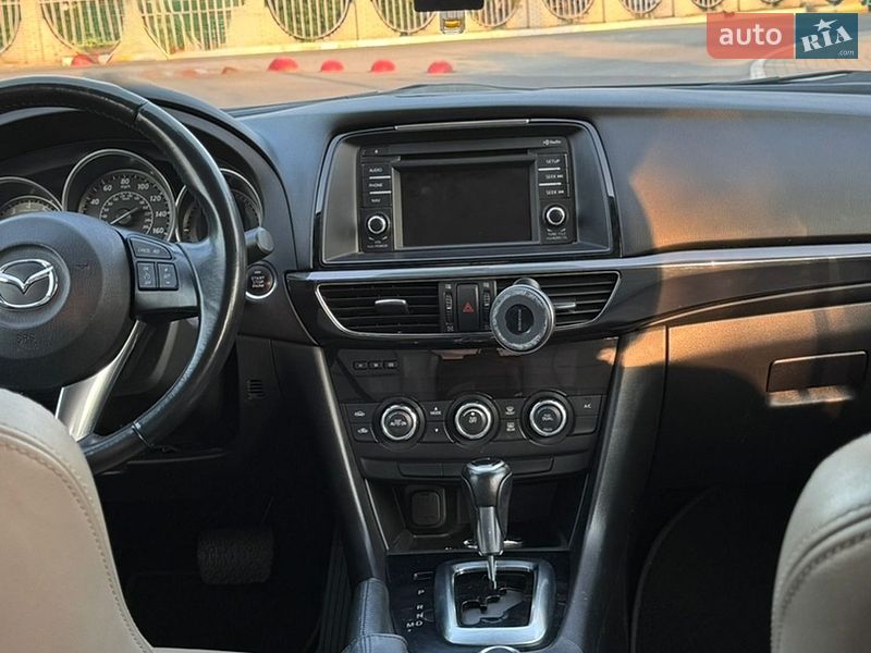 Седан Mazda 6 2013 в Измаиле