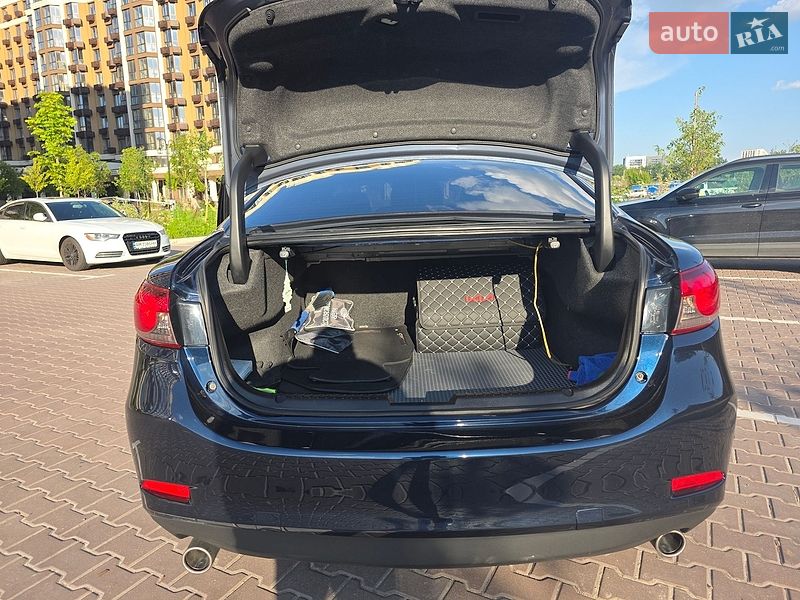 Седан Mazda 6 2016 в Киеве