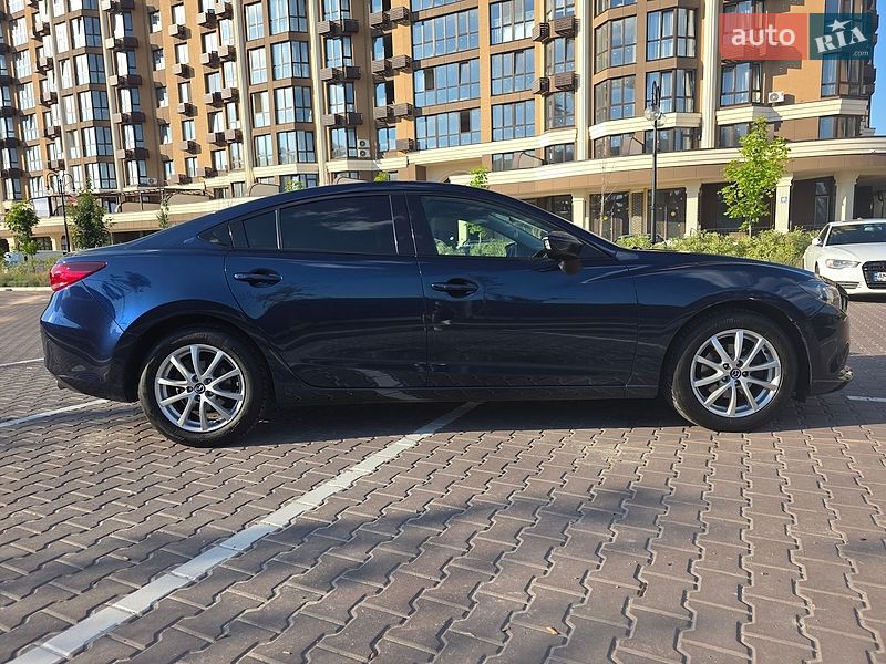 Седан Mazda 6 2016 в Киеве