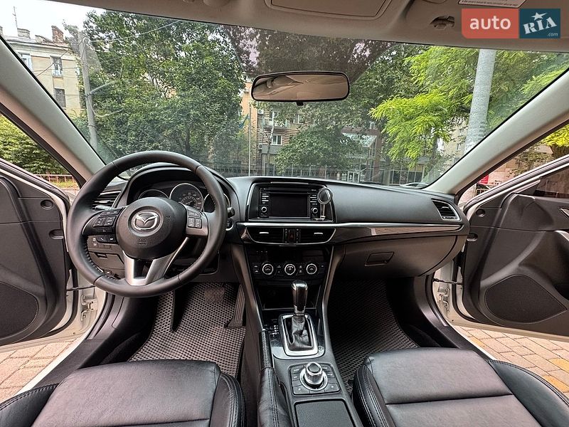 Седан Mazda 6 2014 в Одессе