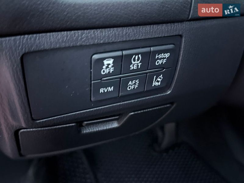 Седан Mazda 6 2013 в Ровно