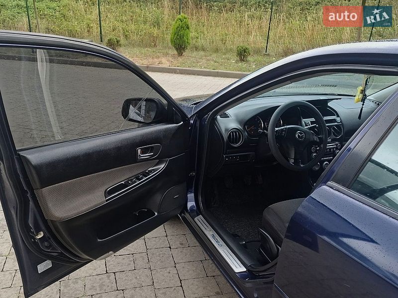 Седан Mazda 6 2004 в Ивано-Франковске