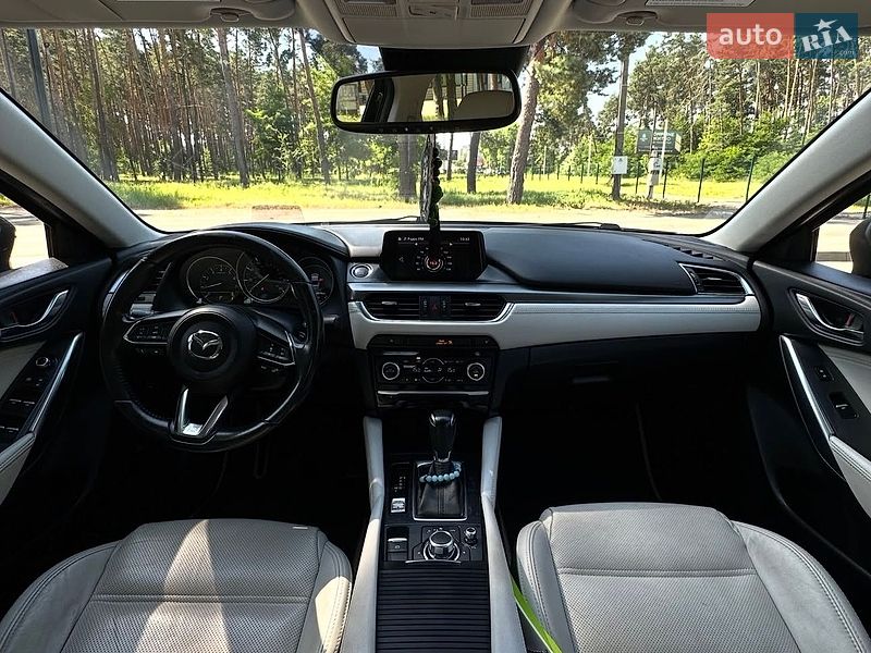 Седан Mazda 6 2017 в Киеве