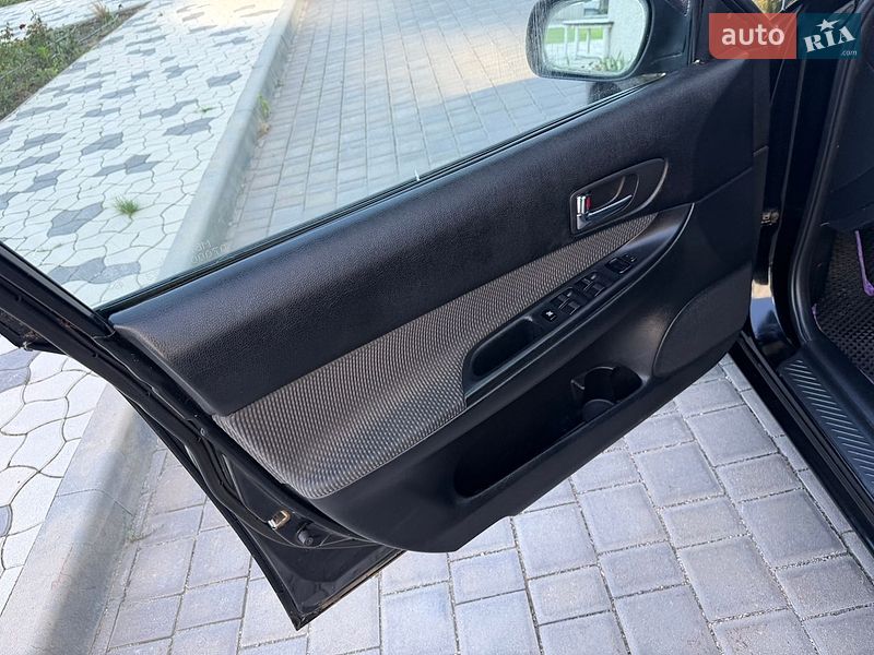 Лифтбек Mazda 6 2004 в Одессе