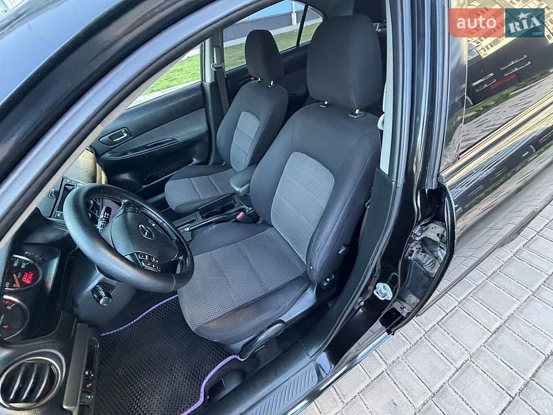 Лифтбек Mazda 6 2004 в Одессе