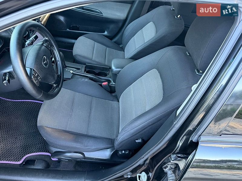 Лифтбек Mazda 6 2004 в Одессе
