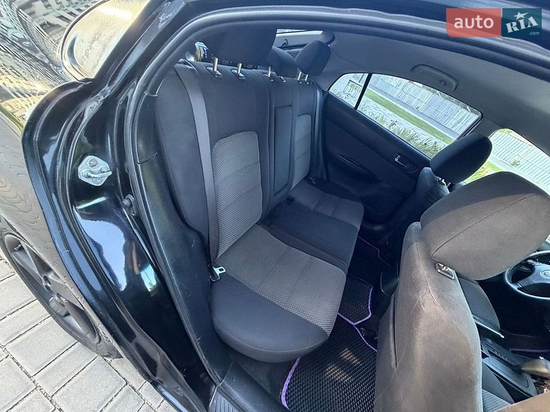 Лифтбек Mazda 6 2004 в Одессе