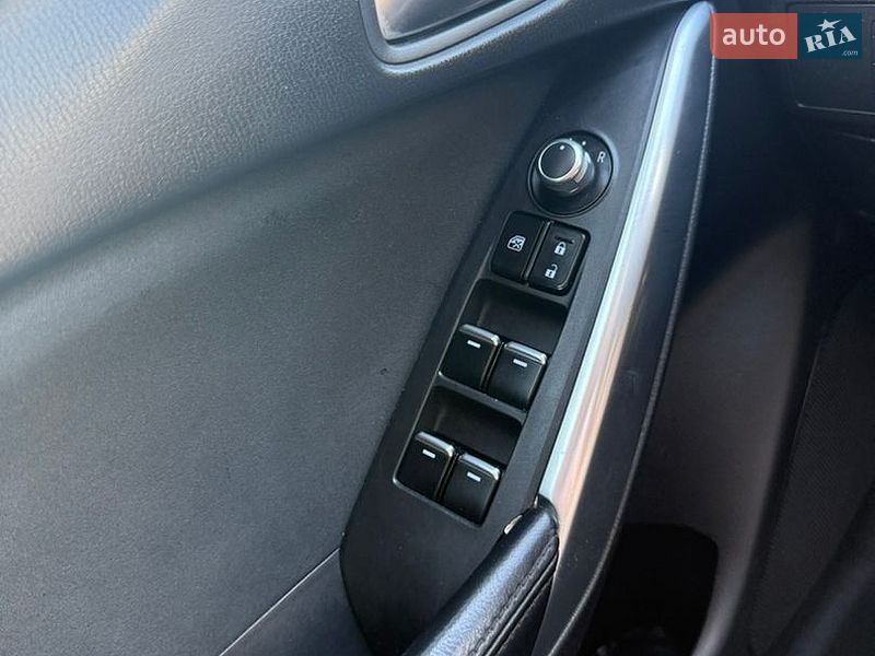 Седан Mazda 6 2015 в Києві фото 18 Седан Mazda 6 2015 в Києві