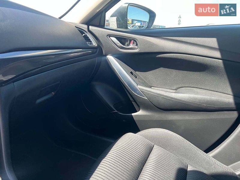 Седан Mazda 6 2013 в Львове