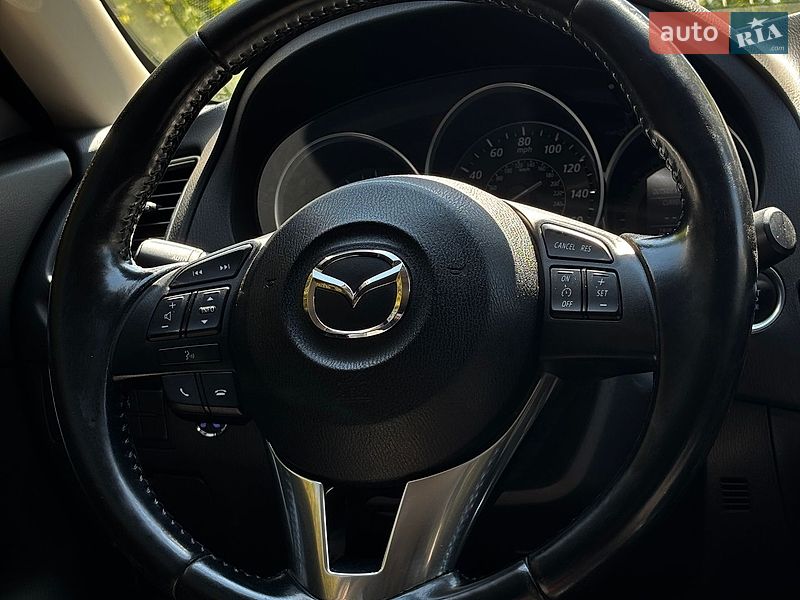 Седан Mazda 6 2014 в Белогородке