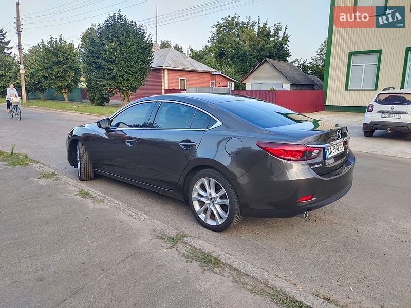 Mazda 6, фото з оголошення