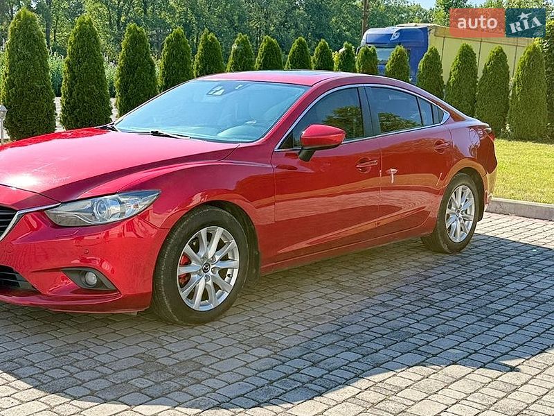 Седан Mazda 6 2013 в Чернівцях