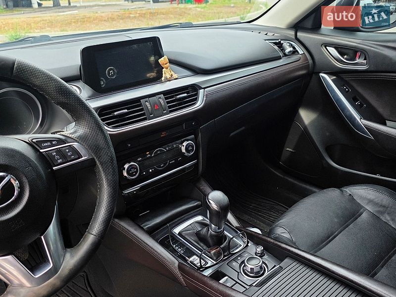 Седан Mazda 6 2015 в Киеве