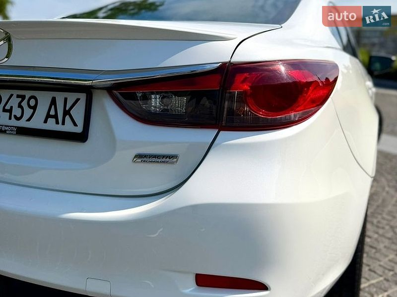 Седан Mazda 6 2013 в Дніпрі