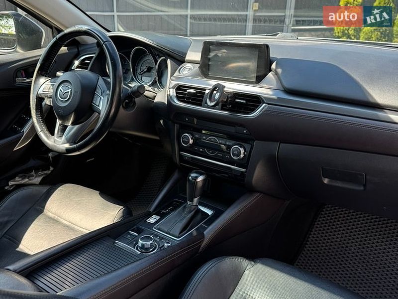 Седан Mazda 6 2015 в Тернополі