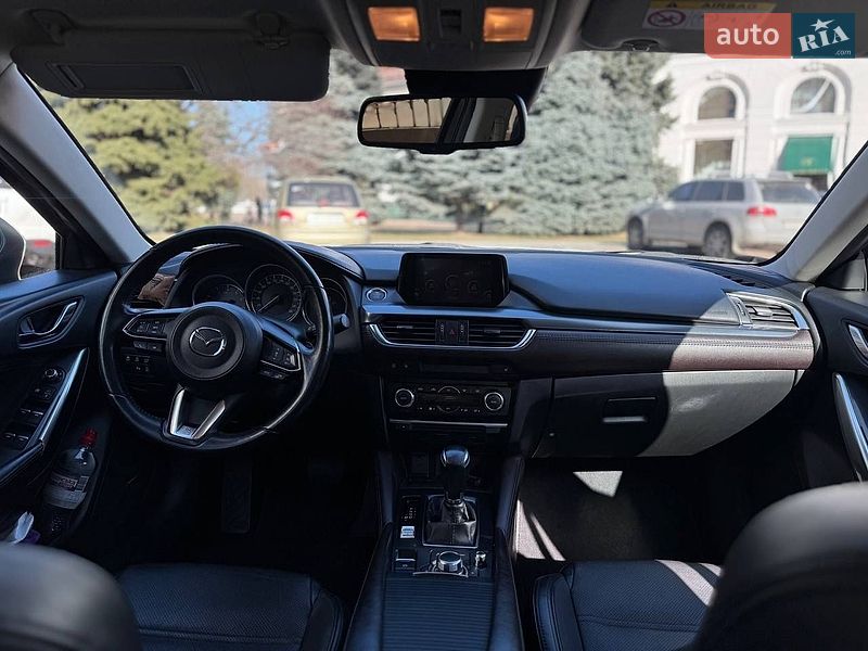 Седан Mazda 6 2017 в Николаеве