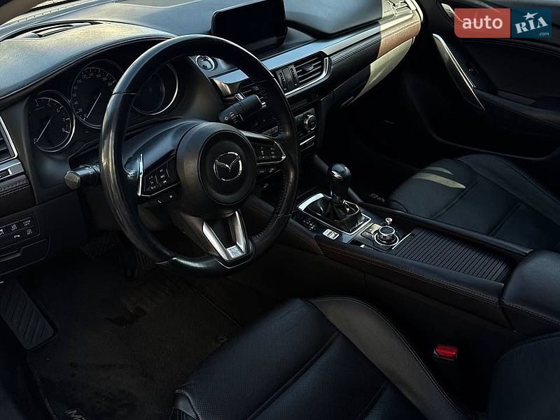 Седан Mazda 6 2017 в Николаеве