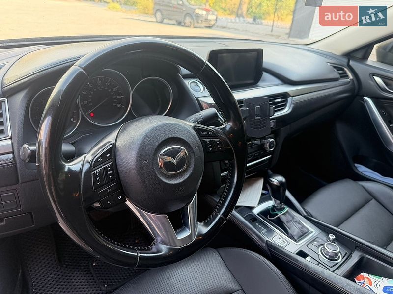 Седан Mazda 6 2016 в Запорожье