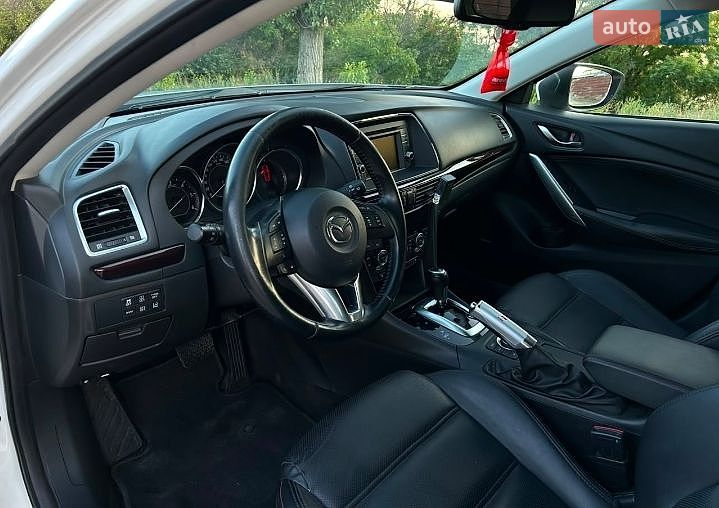 Універсал Mazda 6 2012 в Миколаєві