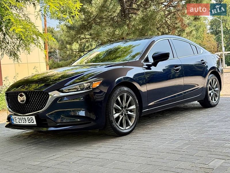 Седан Mazda 6 2018 в Днепре