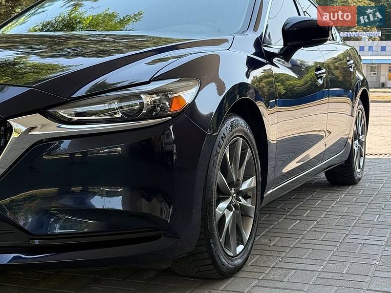 Седан Mazda 6 2018 в Днепре