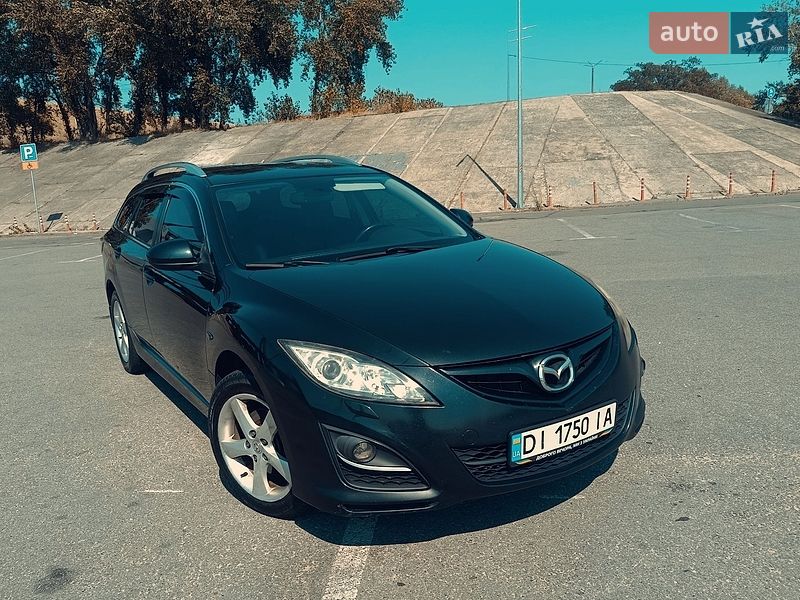 Универсал Mazda 6 2010 в Киеве