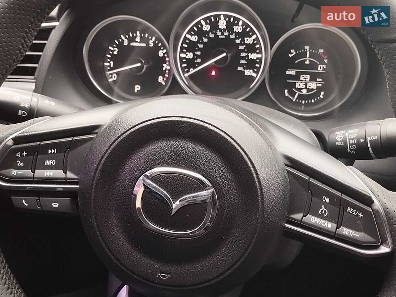 Седан Mazda 6 2017 в Кривом Роге