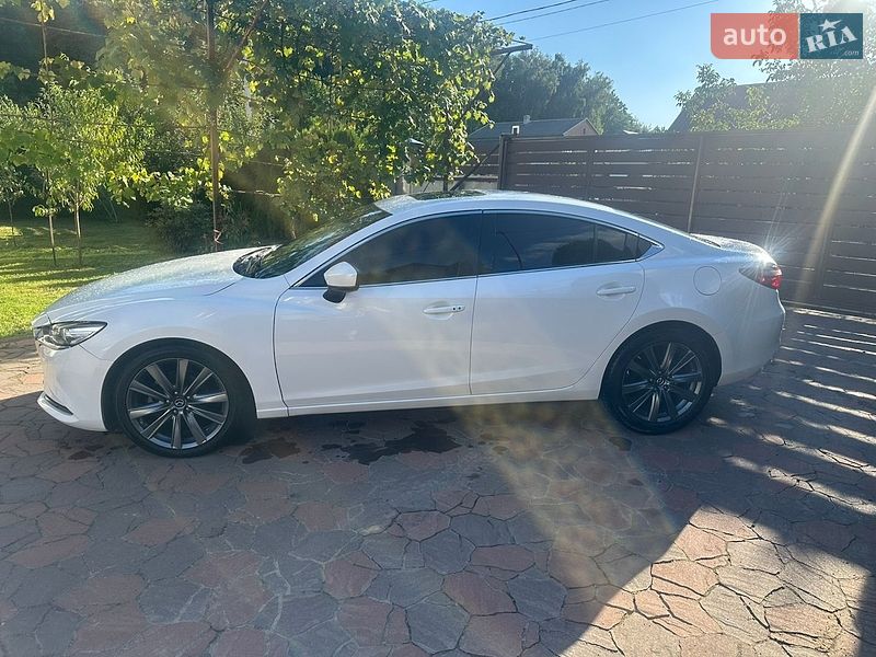 Седан Mazda 6 2018 в Львове