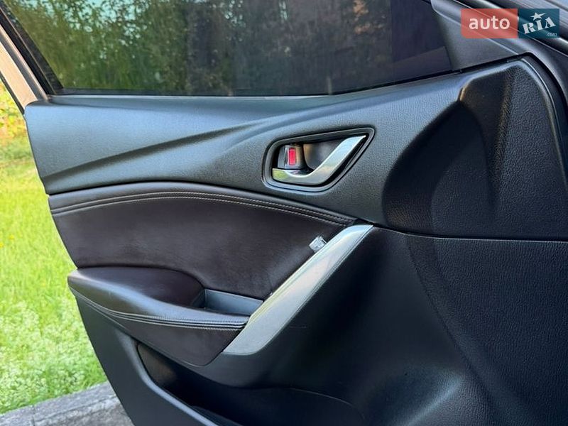 Седан Mazda 6 2017 в Косові