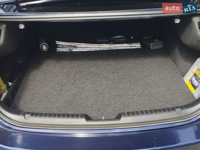 Седан Mazda 6 2012 в Славуті