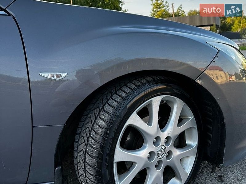Седан Mazda 6 2008 в Волочиске