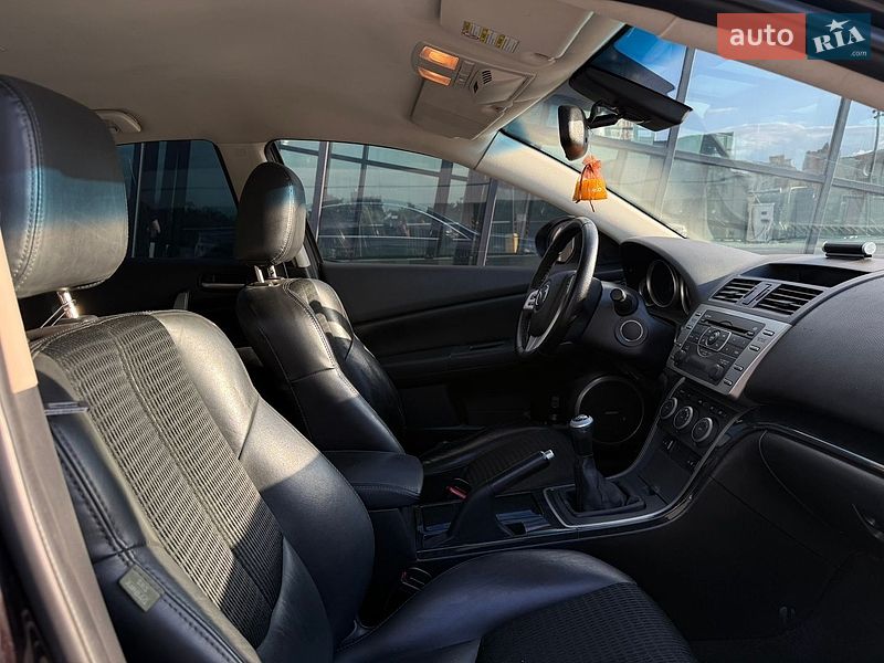 Седан Mazda 6 2009 в Киеве