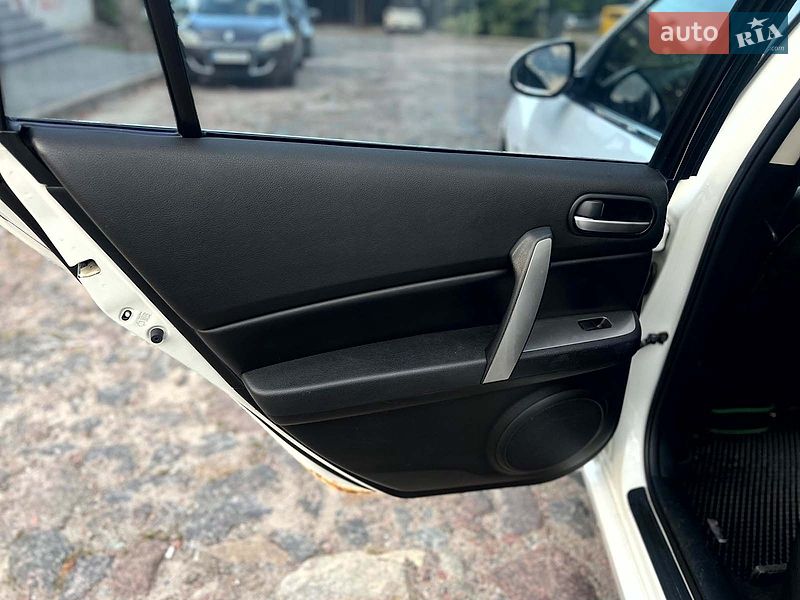 Седан Mazda 6 2008 в Киеве
