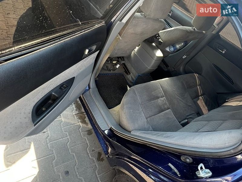 Седан Mazda 6 2003 в Києві