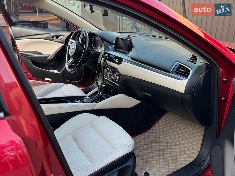 Седан Mazda 6 2017 в Буче