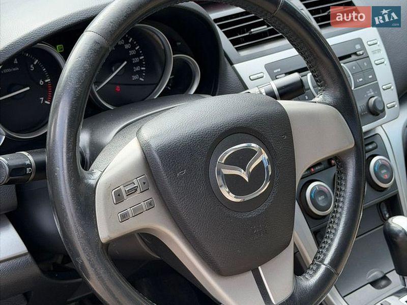 Седан Mazda 6 2008 в Чернигове