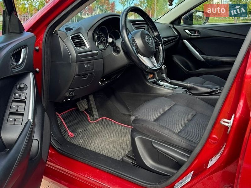 Седан Mazda 6 2014 в Бучі
