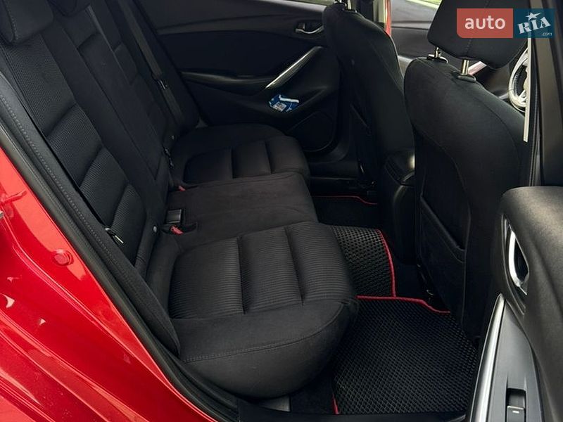Седан Mazda 6 2014 в Бучі