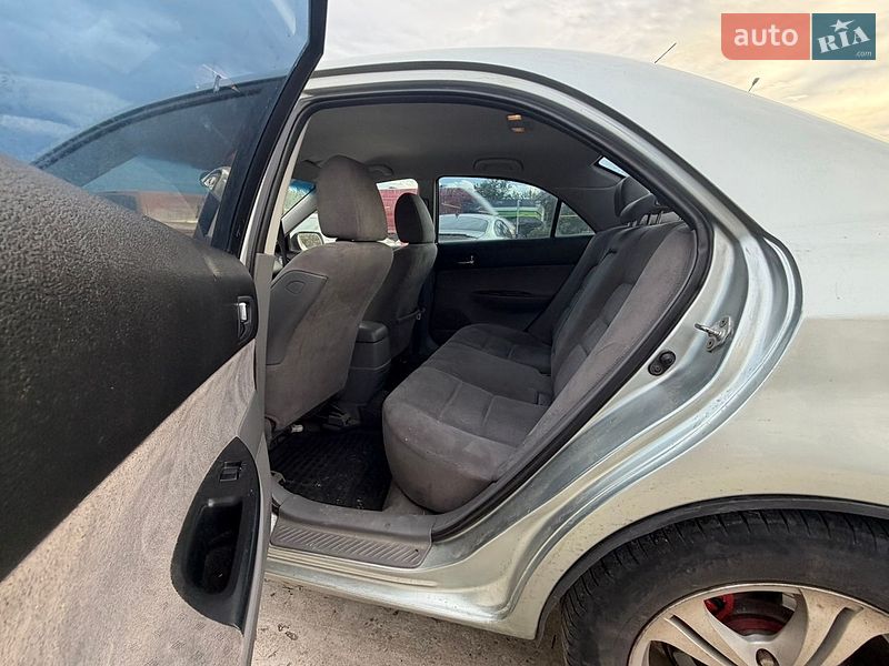 Седан Mazda 6 2003 в Солотвине