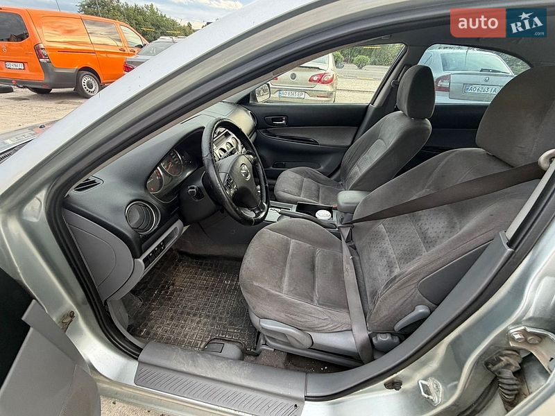 Седан Mazda 6 2003 в Солотвине