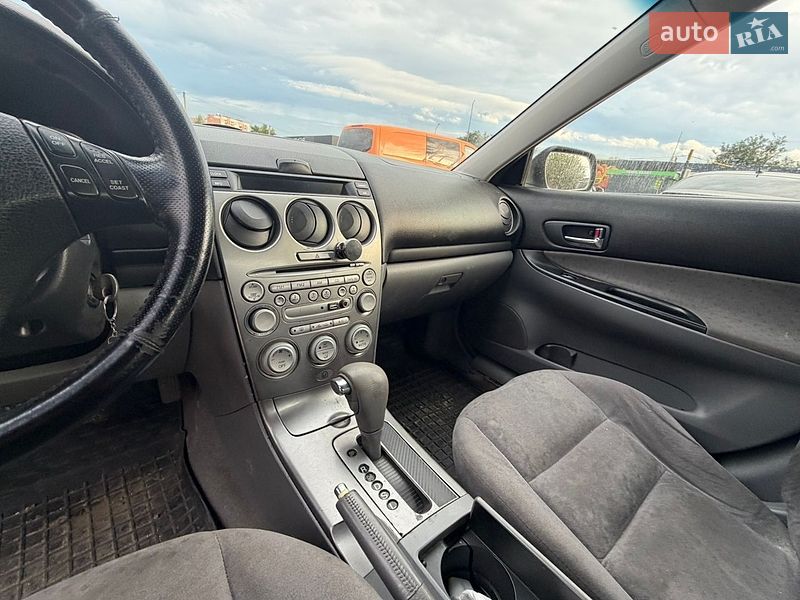 Седан Mazda 6 2003 в Солотвине