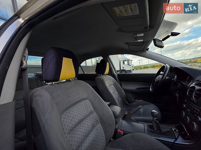 Седан Mazda 6 2005 в Тернополі