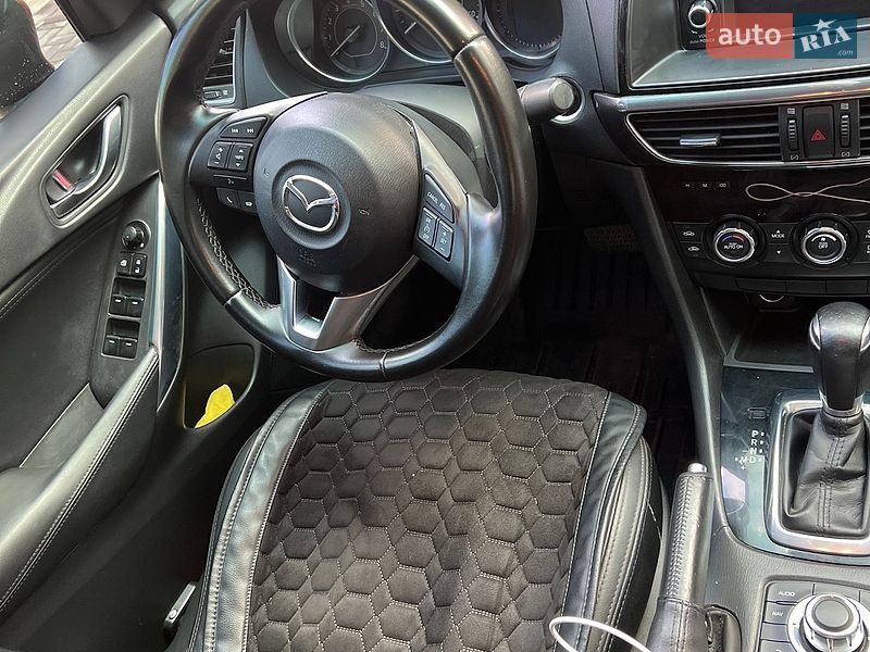 Седан Mazda 6 2014 в Запоріжжі
