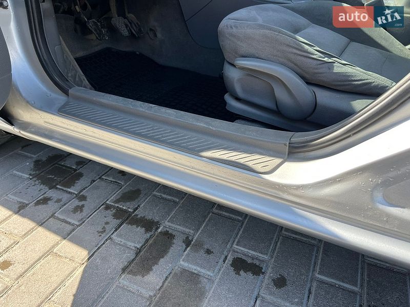 Ліфтбек Mazda 6 2003 в Золочеві