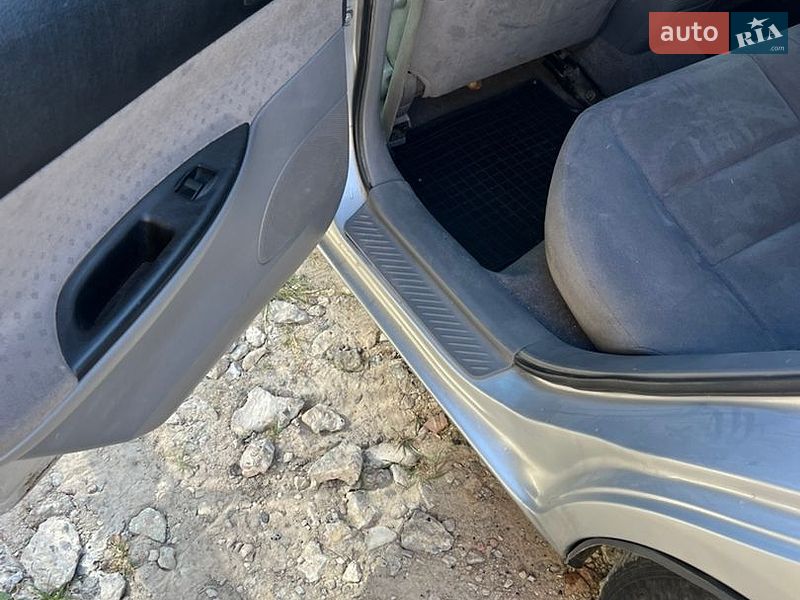 Ліфтбек Mazda 6 2003 в Золочеві