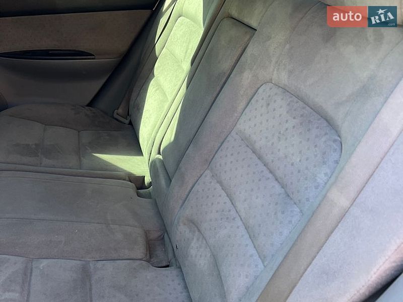 Ліфтбек Mazda 6 2003 в Золочеві