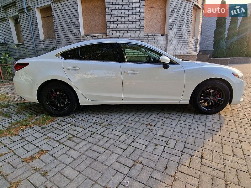 Седан Mazda 6 2013 в Дніпрі