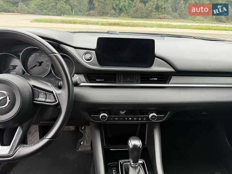Седан Mazda 6 2018 в Львові