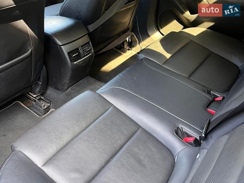 Седан Mazda 6 2015 в Шацьку